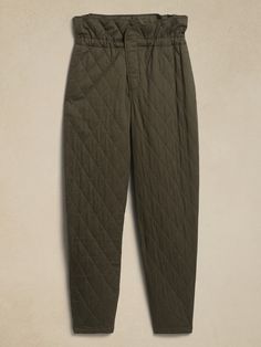 Hana Quilted Pant | Banana Republic Quilted Pants, Cozy Pants, How To Finish A Quilt, Mode Inspiration, Warm And Cozy, Cold Weather, Olive Green, Banana Republic, Vintage Style