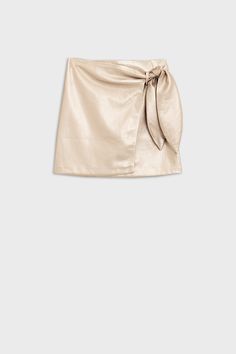 Q2 Gold faux leather mini skirt with bow on the side Skort Styling, Knot Skirt, Skirt With Bow, Dropshipping Products, Faux Leather Mini Skirt, Leather Mini Skirt, Leather Mini Skirts, Champagne Gold, Bow Detail