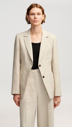 Our Weekend Blazer is made from linen. This quintessential outerwear piece features multiple pockets both at the exterior and interior, in addition to a classic fit and a two-button closure. Elaine Welteroth, Denim Vests, Short Vest, Linen Shop, In Addition, New Career, Short Jumpsuit, Dress Suits, Linen Women