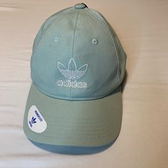 Nwt Adidas Green Womens Fit Hat Adidas Bucket Hat, Adidas Baseball Cap, Adidas Beanie, Yellow Beanie, Adidas Cap, Womens Visor, Bucket Hat White, Adidas Hat, Green Hat