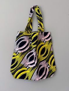 Tote Bag Reusable Tote Shoulder Bag For Shopping, Square Reusable Bags For Daily Use, Yellow Reusable Everyday Bag, Yellow Square Bag For Market, Everyday Reusable Yellow Bags, Yellow Square Market Bag, Large Reusable Bags, Yellow Travel Gift Bag, Large Reusable Bags For Everyday Use