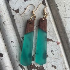 Very Lightweight, Cute, And Trendy. Green Resin And Wood Earrings. Measure Approximately 2.5” In Length. Resin And Wood Earrings, Wood And Resin, Wood Earrings, Earrings Color, Boho Earrings, Jewelry Inspiration, Green Dress, Jewelry Earrings, Women Jewelry