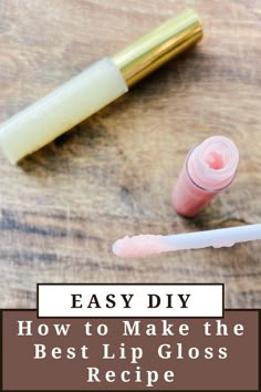 This easy recipe is going to make the best DIY lip gloss you have ever used! It’s a simple and natural recipe that can easily replace your store-bought lip gloss. This lip gloss can be made into a clear gloss or add a natural tint to make it the exact shade you want. Diy Honey Lip Gloss, Natural Lip Gloss Recipe, Lip Gloss Recipe Diy, Diy Lip Gloss Recipes How To Make, All Natural Lip Gloss, The Best Lip Gloss, Homemade Lip Gloss