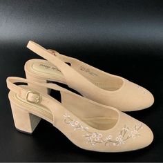 For Sale Brand New Condition Easy Street Dainty Women’s Slingback Heels. Easy Street Defines Feminine Elegance With These Lovely Dainty Heels. Conditions: Brand New Condition Size: 9w Color: Nude Suede Country/Region Of Manufacture: Imported Embroidered Floral Accents Block Heel Suede Upper Microsuede Lining Foam Midsole Tpr Outsole Round Toe Slip-On Slingback Pump Buckle Closure Padded Footbed Smoke And Pet Free Business. Please See The Photos Above My Listing For More Details. Colors May Vary Medium Width Slingback Pumps For Spring Evening, Spring Slingback Pumps With 4-inch Heel And Medium Width, Spring Evening Slingback Pumps With Almond Toe, Medium Width Almond Toe Slingback Pumps For Spring, Spring Formal Slingback Pumps With Round Toe, Formal Slingback Pumps With Round Toe For Spring, Formal Spring Slingback Pumps With Round Toe, Spring Medium Width Almond Toe Slingback Pumps, Slingback Pumps With 4-inch Heel And Round Toe