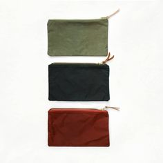 Learn to sew a lined pouch with a metal zipper and leather pull! Daily Use Clutch Pouch With Zipper Closure, Everyday Zipper Pouch Cosmetic Clutch, Zipper Closure Pouch Clutch, Everyday Zipper Clutch Cosmetic Bag, Versatile Everyday Coin Purse With Zipper, Everyday Cosmetic Bag Clutch With Zipper, Everyday Cosmetic Clutch With Zipper, Zipper Pouch Coin Purse For Everyday Use, Pouch Wallet With Zipper Closure