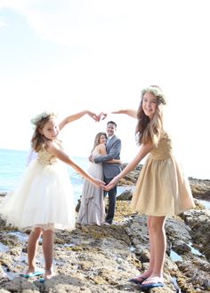 Family Engagement Photos, Blended Family Photos, Blended Family Wedding, Family Wedding Photos, Wedding Anniversary Photos, Wedding Portrait Poses, Wedding Pose, Second Wedding, Wedding Photoshoot Poses