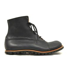 Women's Cydwoq Boot *Slight color variations possible--call for leather-related inquiries. Cydwoq Shoes, Boots Men, Color Variations, Vintage Ladies, Shoe Bag, Boots, Leather, Black, Color