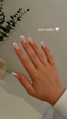 Cute School Nails Simple, Nails Inspo School, Nails Acrylic Clean Girl, Hoco Nail Inspo White, Neutral Medium Nails, Clean Girl Nails French Tip, Nail Ideas That Match Everything, Pretty White Nail Designs, Simple French Tips With Design