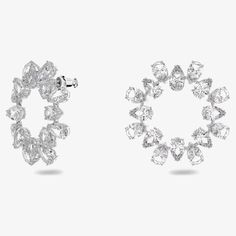 These crystal earrings are crafted from clear pear-cut crystals, complemented by a rhodium-plated setting. Designed by Creative Director Giovanna Engelbert, these earrings are a standout piece from Collection I. Length: 3.5cm Weight: (Individual Piece): 2.8g Item Code: 5601509 Swarovski Millenia, Yankee Candles, Halo Earrings Studs, Pierced Jewelry, Swarovski Earrings, Bracelet Argent, Circle Earrings, Polish Jewelry, Pear Cut