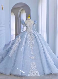 Flower with charm along with the flower made needleworks of this gown. Long Sleeve Wedding Dress Backless, Blue Ball Gown, Pretty Quinceanera Dresses, Blue Ball Gowns, 파티 드레스, Blue Ball, Princess Ball Gowns, Blue Tulle, Blue Wedding Dresses