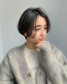 【かっこいい大人のショートヘア】40代におすすめの髪型！ 前髪あり・なし別 Short Hair, Short Hair Styles, Hair Styles, Hair, Beauty, Kawaii