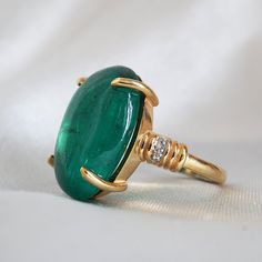 One Of A Kind: Oval Cabochon Emerald Diamond ring, 9ct – Tippy Taste Jewelry Emerald Cabochon, Neck Pieces Jewelry, Precious Stones Rings, Emerald Diamond Ring, Cabochon Ring, Cabochon Jewelry, Emerald Stone, Trends 2024, Jewellery Design