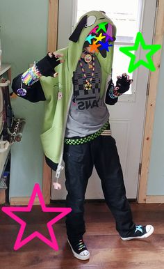 He spoils me >:3c  scene boy ootd (>□<) Basic Scene Outfits, Green Emo Outfits, Scene Outfits 2000s Men, Easy Scene Outfits, Scene Kid Outfits 2000s, Scene Guy Outfits, Green Scene Outfit, How To Dress Scene, Masc Scene Outfits