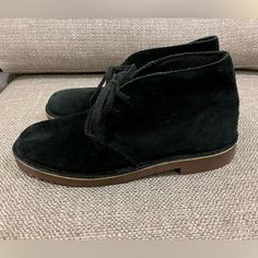 Reposhing This Item I Purchased From @Kchoi0918. Loved It, But Not Just Right For Me. Clarks Desert Chukka Boots In Black Suede. Brand New Pair, Super Comfortable In Excellent Condition. Questions? Leave A Comment Below! Womens Clarks, Clarks Shoes, Chukka Boots, Lace Up Boots, Black Suede, Shoe Laces, Lace Up, Women Shoes, Brand New