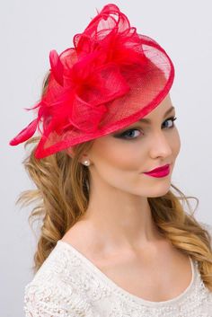 Browse our beautiful fascinator hats selection for a regal, elegant touch. High tea, bridal shower, wedding or derby, we got your head covered in elegance! Art Hats, Grey Fascinator, Purple Fascinator, Trendy Hats, Red Fascinator, Funky Hats, Happy Hat, Timeless Glamour, Red Hat Society