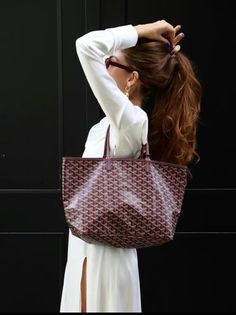 Boujee Fashion, Bag Goyard, Goyard Tote Bag, Designer Outfit, Womens Bag, Red Cherry