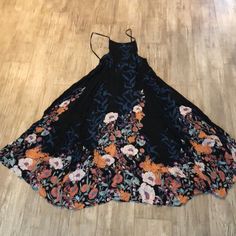 Free People Black Floral Sundress Adjust Tie (Sm) 48in From Neck To Hem, Backless, Cover-Up, Essential Travel Item, Beautiful Feminine Print And Style. Excellent Condition- New- W/Tag. Buy With Confidence, Maintained In Pet-Free & Sanitary Space. Black A-line Maxi Dress For Beach, Black A-line Beach Dress, Black A-line Dress With Floral Print, Black Bohemian A-line Dress, Black A-line Bohemian Dress, Black A-line Maxi Dress With Floral Print, Black Floral Print Maxi Dress For Summer, Black Floral Print Vacation Dress, Black Floral Print Dress For Vacation