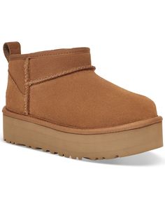 in stock Uggs Ultra Mini, Platform Uggs, Overlock Stitch, Kids Uggs, Girls Shoes Kids, Girls Boots, Shoes Booties, Platform Boots, Pull Tab