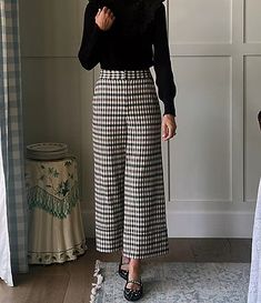 Women's Work Pants | Dillard's Women’s Business Casual Fall, Modern Workwear Women, Dress Pants Women Outfit, Chic Straight Winter Pants, Chic Wide-leg Pants For Winter, Chic Wide Leg Winter Dress Pants, Chic Wide-leg Winter Dress Pants, Chic High-waisted Wide Leg Pants For Winter, Chic High-waisted Winter Bottoms