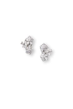 Color_Silver Elegant Flower Shaped Earrings With Sparkling Stones, Luxury Silver Flower Diamond Earrings, Sparkling Stones Cluster Earrings In White Gold, Elegant Flower Earrings With Sparkling Stones For Anniversary, Elegant Cluster Earrings With Sparkling Stones, Elegant White Cluster Earrings With Sparkling Stones, Elegant Flower Shape Cluster Earrings, Elegant Flower-shaped Cluster Earrings, Elegant White Cluster Bridal Earrings