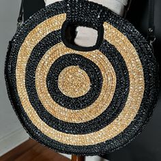 Southbeach Round Black/Tan Straw Bag Never Worn But No Tags Detachable Strap Cloth Inner Medium/Large Size Chic Crossbody Beach Bag, Black Woven Straw Crossbody Bag, Summer Crossbody Straw Bag For Vacation, Summer Straw Crossbody Bag For Vacation, Summer Crossbody Beach Bag For Day Out, Summer Crossbody Beach Bag For Vacation, Summer Crossbody Bags For Beach, Casual Black Shoulder Bag For Beach Season, Casual Black Bag For Beach Season