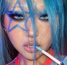 Colorful Editorial Makeup, Blue And Red Makeup, Couple Love Wallpaper, Wlw Art, Cover Couple, Funky Makeup, Graphic Makeup, Rave Makeup, Fashion Vogue