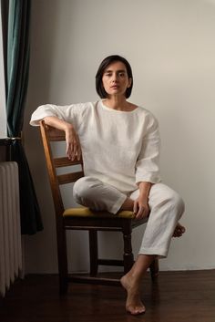 White Relaxed Fit Sleep Set, White Relaxed Fit Sets For Daywear, White Long Sleeve Tops For Relaxation, White Long Sleeve Relaxation Top, Cream Linen Tops For Loungewear, Cream Linen Loungewear Tops, White Relaxed Fit Tops For Home, Cream Long Sleeve Blouse For Loungewear, White Relaxed Fit Long Sleeve Sets