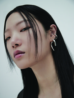 Editor's NotesHustad delivers unique and elegant aesthetic with their sophisticated accessories- Unique double line earrings- Unique push back design- Glossy and clean look- HandmadeMeasurements (in.).- Approximately 1.8 in. x 1.2 in. / 0.2 in. x 1.0 in.Composition & Care- 925 sterling silver, 14k gold plated- Avoid moisture- Clean by wiping with a silver cleaner applied clothDesigner- by Hustad Modern Wrap Earrings With Ear Wire, Modern Ear Cuff With Matching Earrings, Modern Single Ear Climber For Formal Occasions, Modern Single Ear Climbers For Formal Events, Modern Sterling Silver Ear Cuff For Formal Occasions, Modern Single Ear Cuff For Evening, Modern Pierced Ear Cuff For Formal Occasions, Modern Silver Ear Cuff For Formal Occasions, Contemporary Single Earring