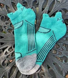 Our Activewear Alpaca Socks are 70% Baby Alpaca, 25% Nylon and 5% Spandex. Alpaca's natural moisture-wicking properties keep your feet comfy and dry as you hit the tennis court or go for a run. Beautiful colors and great fit. SIZING CHART Small/Medium Sock: Fits Women's Shoe Sizes 5-9, Men's Shoe Sizes 4-9 Large/X-Large Sock: Fits Women's Shoe Sizes 9 1/2-10 1/2, Men's Shoe Sizes 9-14 Fits Men's Shoe Sizes 12-14 These socks are made in Peru, where alpaca fiber is considered a national treasure. CARE Easy care - machine washable. SEE MORE See more Alpaca Socks here https://etsy.me/3budbrt See Alpaca Hats and Gloves here https://etsy.me/3OoTRun See Alpaca Scarves, Shawls, and Cowls here https://etsy.me/3A3emZ7 See more items in my Etsy shop here https://etsy.me/3Ox2iU2 ENJOY THE VIDEO Enjoy Alpaca Socks, Alpaca Scarf, Alpaca Fiber, Men's Shoe, National Treasure, Baby Alpaca, Casual Socks, Men Shoes Size, Socks And Hosiery