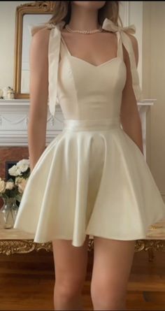 Short Drees For Girl, Fashion Fails, Fashion Fail, فستان سهرة, Grad Dresses, Funny Text, Hoco Dresses, Style Mistakes