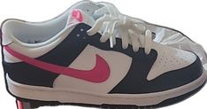 Sporty Low-top Sneakers With Pink Accents, Nike Pink, Kids Nike, Shoes Nike, Nike Dunk, Nike Dunks, Pink Blue, Nike Shoes, Kids Shop