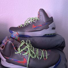 Mens kds silver gray with orange nike sign Gray Basketball Shoes With Air Max Cushioning, Nike Gray Mid-top Basketball Shoes, Gray Round Toe Basketball Shoes For Sports, Gray Round Toe Basketball Shoes, Gray Air Max Cushioned Basketball Shoes, Mens Shoes Nike, Nike Sign, Nike Signs, Nike Kd