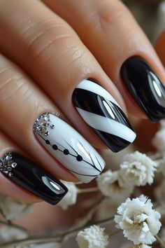 Latest Nail Designs, Watercolor Tattoos, White Nail Art, Pretty Nail Art Designs, Spring Equinox, White Nail Designs, Black Nail Designs, Nails Spring