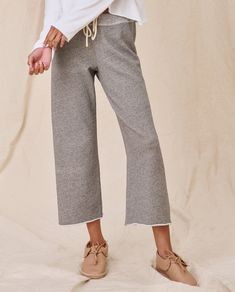 The Wide Leg Cropped Sweatpant. -- Varsity Grey – The Great.