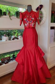 Filipiniana Terno (Red gown and hand painted red bolero) Silk Tafeta fabric. Fit Philippines size S/M   Perfect outfit for Multicultural, weddings, citizenship, school formal, birthday, Reyna Elena etc. Be proud to wear your Filipino heritage. #GawangPinas  #SarilingAtin #PromotingFilipinoculture Elegant Red Gown For Festivals, Elegant Gown For Ceremony And Festivals, Red Formal Floor-length Set, Formal Red Floor-length Dress Set, Red Floor-length Formal Dress Set, Red Floor-length Formal Set, Elegant Red Gown With Floral Embroidery, Fitted Silk Gown For Ceremony, Red Fitted Gown With Floral Embroidery