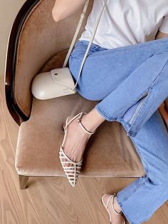 UOOZEE Cool Shoes, French Retro, Thick Heel, Womens Shoes High Heels, Leather High Heels, Pointed Toe Shoes, Fashion Sandals, Fashion High Heels, Thick Heels