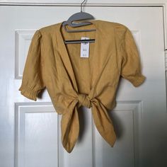 Size Xxs Top From Abercrombie. Nwt Yellow Cropped Tops For Fall, Cropped Yellow Tops For Fall, Chic Cropped Yellow Tops, Chic Yellow Cropped Tops, Chic Mustard Tops For Spring, Chic Mustard Cotton Top, Mustard Cotton Top For Spring, Mustard Cotton Tops For Spring, Chic Yellow Fall Top