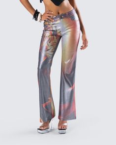 Be the fiercest competitor in these tiger print shimmer pants 🖤 Made from metallic glitter twill fabric and complete with a low rise fit, and flared leg - these pants are for our babes who aren't afraid to push the limits 😜 Trendy Metallic Full-length Bottoms, Trendy Metallic Full Length Bottoms, Trendy Full-length Metallic Bottoms, Trendy Full Length Metallic Bottoms, Metallic Shiny Summer Pants, Metallic Shiny Bottoms For Fall, Metallic Shiny Pants For Summer, Glamorous Flare Summer Bottoms, Glamorous Flare Bottoms For Summer