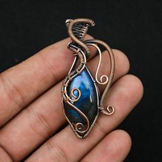 I Will Give A Free Copper Chain With Wire Wrap Pendant. Premium Labradorite Copper Wire Wrap Pendants For Women Jewelry, Copper Labradorite Wire Wrapped Women Pendent, Wedding Gift Of Pendant Gemstone : Labradorite  Metal : Copper Gemstone : Natural Benefits of Wearing Copper Jewelry : It's known to help reduce inflammation, arthritis, headaches, and improve digestions. It helps bring the the body back into alignment. 3 - Amplifies energy, it is an excellent conductor and helps stimulate the flo Pendants For Women, Bijoux Fil Aluminium, Glass Diy, Wire Wrap Pendant, Stained Glass Diy, Wire Wrapping Crystals, Wire Wrapping Stones, Wire Wrapped Necklace, Crafts Hacks