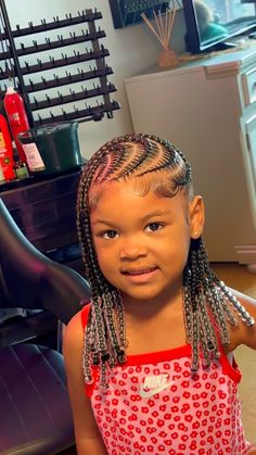 𝐔𝐍𝐖𝐑𝐈𝐓𝐓𝐄𝐍𝐒𝐓𝐔𝐃𝐈𝐎𝐒 | Stylist & Trainer | Vacation ready!🌴 Kids Fulani freestyle + beads😍 @eli.dior_ @roseeyeview - - - - #kidshairstyles #fulanibraids #protectivestyles #explore #… | Instagram Natural Hairstyles For Black Kids, Braids Inspiration