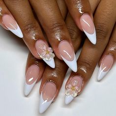 Greetings and welcome to my store. Hope you find a style you like. I only work with high-quality materials to create sturdy & long-lasting luxury press on nails that you can trust on. My nails will last for: 1- 2 days using adhesive tab (provided with the nail set) 2- 3 weeks using nail glue. You can reuse all of the nails multiple times if you take 🌺 𝐒𝐢𝐳𝐞: Please follow the instruction size measurement. You can customize all the size you want ,please send your size or style all you want ,w Simple Nail Flower Designs, 3d White Nails, White 3d Nails, Wedding Nails Black Women, White 3d Flower Nails, White Nails Flowers, Wedding Almond Nails, Almond Nails With Bow, Flower 3d Nails