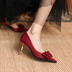 Product information:
 
 Pattern: solid color
 
 Color: apricot, wine red
 
 Size: 34, 35, 36, 37, 38, 39
 
 Shoe Upper material: Microfiber
 
 Applicable Gender: Female
 
 Style: European and American


Packing list: 

Women's high heels *1 pair

Product Image: Wine Red Wedding, High Heels For Women, Wedding Pumps, Suede High Heels, Woman Wine, Heels For Women, Wedding Heels, Shoe Covers, Red Wedding