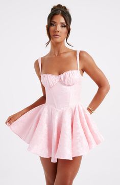 Give us all the pretty playsuits this season! Emelie is made from a premium jacquard fabric with all-over floral print, cinching at the waist and flaring gently at the shorts. The look is complete with an underwired, balconette bust with pretty lace trim detail. 



Colour: Blush.

Floral jacquard fabric.

Underwired, balconette bust.

Lace trim detail.

Flared shorts.

Waist cinching.

Mini length.

Model is an XS and is wearing an XS.

 Size: XS, S, M, L, XL, XXL Flared Shorts, Homecoming Dresses Corset, Long Sleeve Homecoming Dresses, Midi Dress Wedding Guest, Gaun Fashion, Homecoming Dresses Long, Maxi Dress Sale, Sparkle Dress, Floral Jacquard