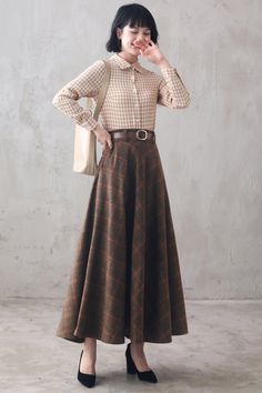 Classic A-line Maxi Skirt For Formal Occasions, Fitted Maxi Skirt For Fall Workwear, Fitted A-line Brown Maxi Skirt, Winter Workwear Fitted Maxi Skirt, Wool Full Skirt For Work, Full Wool Skirt For Workwear, Wool Full Skirt For Workwear, A-line Skirt For Workwear In Fall, Full Skirt For Workwear In Fall