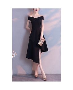 Buy simple chic little black semi formal dress with off shoulder at cheap price online. Free stable shipping and pro custom service since 2009. Gaun Korea Style, Dream Dress Prom, Black Semi Formal Dress, Black Semi Formal, Semi Formal Outfit, Korea Dress, Dress Pesta, Red Black Dress, Semi Formal Dress