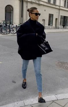 Everyday Loafers Outfit, 8 Degree Weather Outfit, Rainy Day Outfit Spring 2024, Summer Drinks Outfit Evening, Chic Loafers Outfit, Quiet Luxury Winter Outfit, Black Loafers Outfit Work, Loafers And Jeans Outfit, Emitaz Outfits