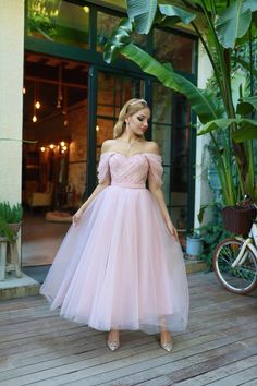 This Womens Dresses item by TheElsaAtelier has 52 favorites from Etsy shoppers. Ships from Türkiye. Listed on Jun 20, 2024 Bday Dress, 20th Bday, Cocktail Dress Evening, Evening Dress Wedding, Wedding Dress Tulle, Pink Tulle Dress, Dress Engagement, Dress Tutu, Dress Corset