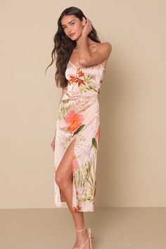 If you're looking for a cute outfit, start at Lulus. Pink Floral Print Dress, Beach Wedding Guest Dress, Spring Wedding Guest, Formal Garden, Summer Wedding Guests, Party Inspo, Guest Attire, Wedding Attire Guest, Surplice Neckline