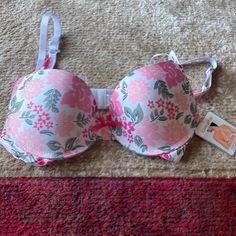 Love Affair Flowered Bra. Size 34c. Converts To Racerback. Beautiful Lace On The Back. Feminine Floral Print Underwire Bra, Feminine Spring Bra With Floral Print, Spring Feminine Bra With Floral Print, Feminine Floral Print Bra For Spring, Feminine Spring Floral Print Bra, Spring Feminine Floral Print Bra, Feminine White Bra For Spring, White Padded Bra For Spring, Spring Floral Print Push-up Bra