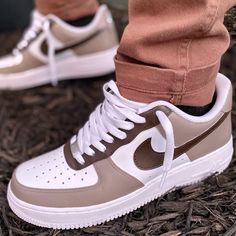 Hand-painted taupe/brown colorway on all-white Air Force 1. Painted with water-resistant and non-cracking leather paint. Every shoe used is 100% authentic. Sizing details Air Force 1's run big, so we recommend that customers choose a half size down from their usual size. All White Air Forces, White Air Force 1, White Air Forces, Painted Sneakers, Air Force 1 Custom, Beige Plaid, Custom Air Force 1, Personalized Shoes, Cute Nike Shoes